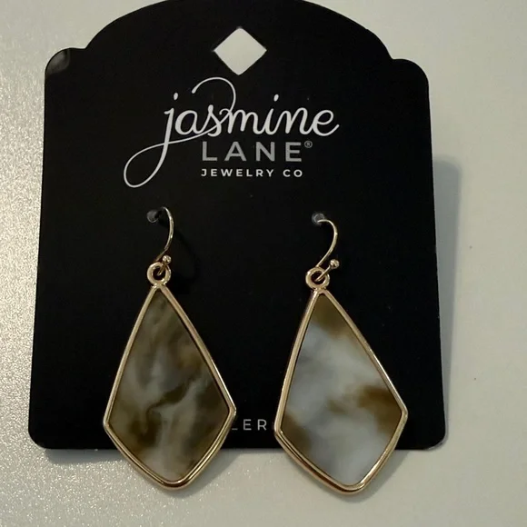 Jasmine Gold and Cream Marbled Earrings - Picture 1 of 2
